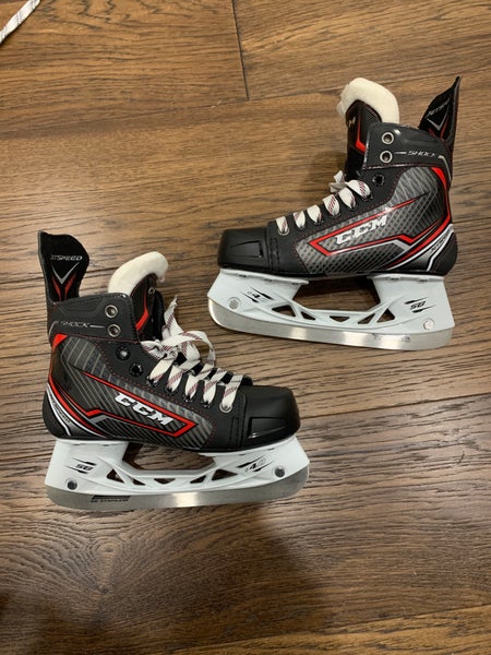 CCM JetSpeed Shock Hockey Skates Regular Width Size 2 (New)