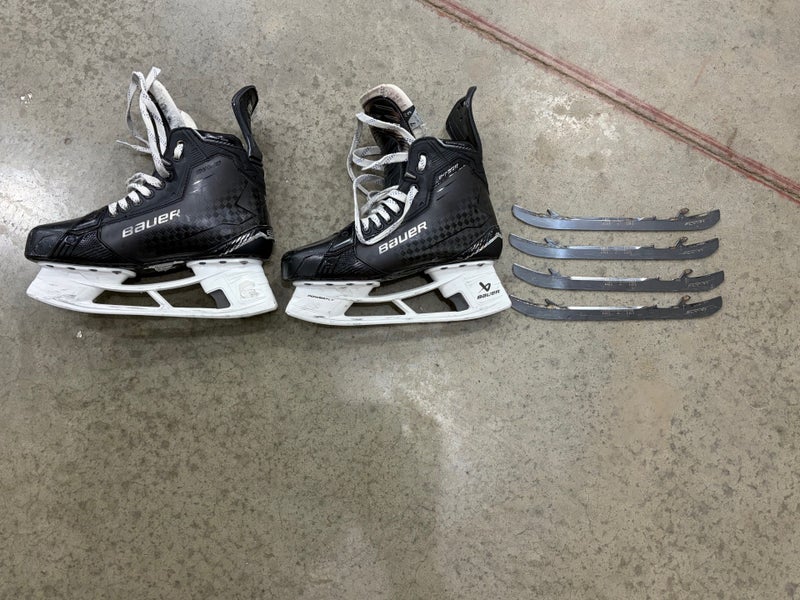 Black Bauer Supreme Shadow Hockey Skates 7 (Used)