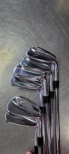 Used Mizuno MP-20 Mens Iron Set RH 5I-PW 11497-S000162933