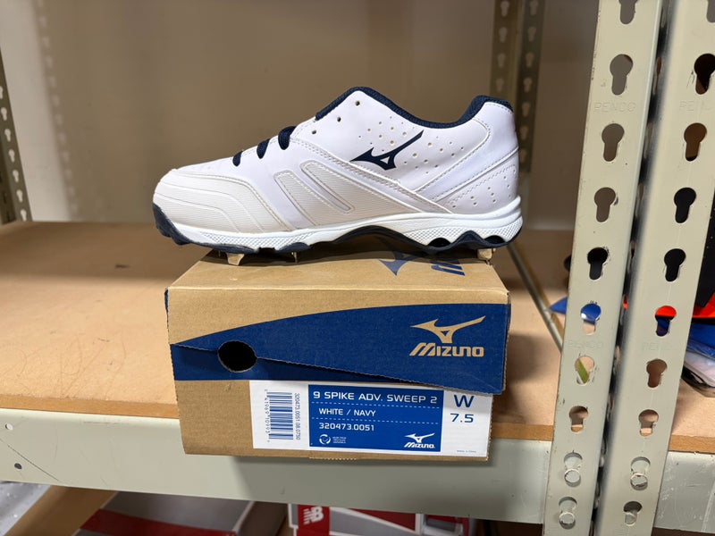 Mizuno 9 Spike Adv Sweep 2 Woman's size 7.5