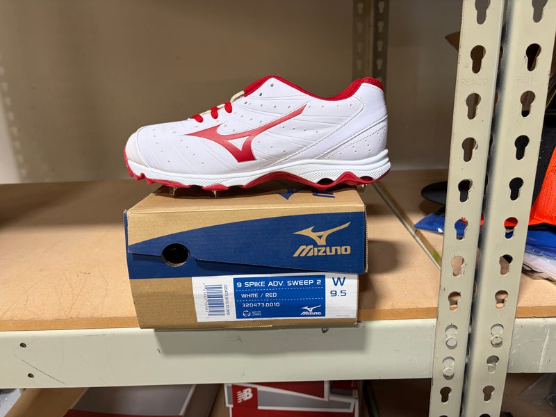 Mizuno 9 Spike Adv Sweep 2 Woman's size 9.5
