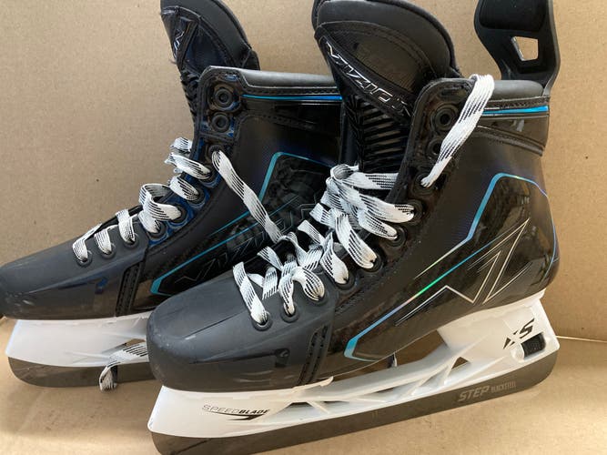 CCM Vizion Hockey Skates Regular Width 9.5 (Used)