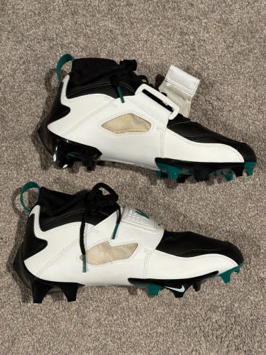 Men's Size M 8.5 Nike Diamond Turf 93 TD Molded Football Cleats Mid Top Molded Cleats (New)