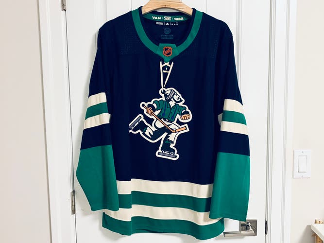 Authentic Adidas Canucks Vasily Retro Johnny 2.0 Jersey 54 XL