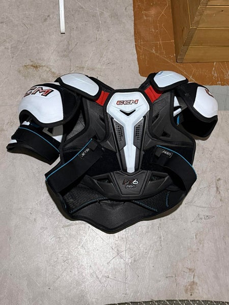 Medium Senior CCM JetSpeed FT6 Pro Shoulder Pads (Used)