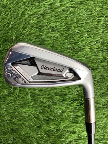 Cleveland Zipcore XL Single 7 Iron Fitting Club 2* Up With Stiff Graphite Shaft