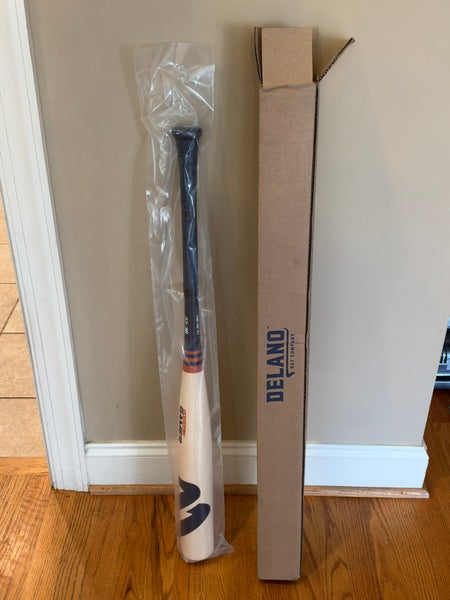 Delano bat 33/30