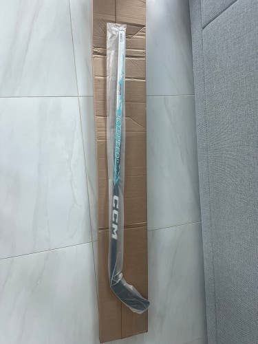 Junior CCM JetSpeed FT9 Pro Right Handed Hockey Stick P29 40 Flex (New)