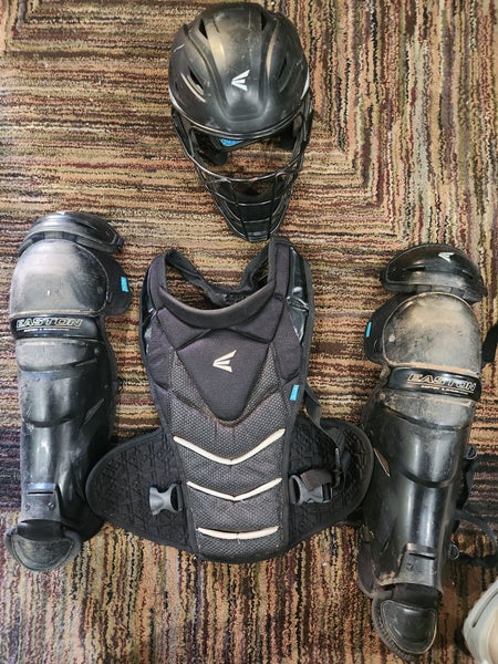 Intermediate Easton Jen schro Catcher's Combo (Used)