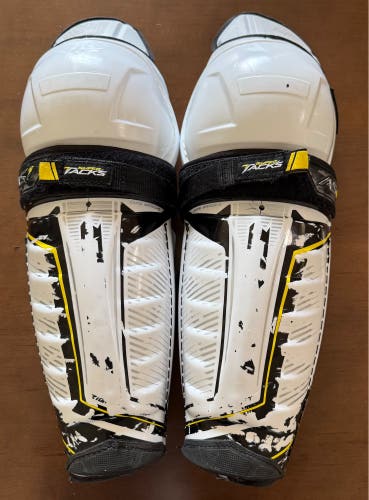 Senior CCM Super Tacks AS1 14" Shin Pads (Used)